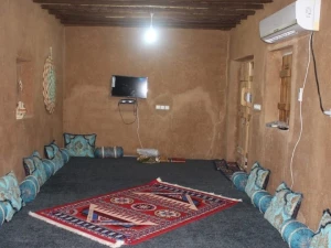 اقامتگاه بوم گردی لاور ساحلی بوشهر