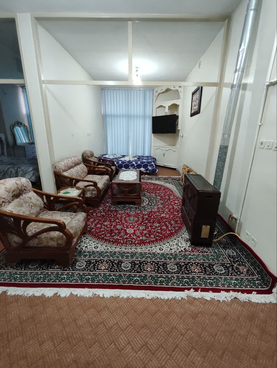 آپارتمان یک خوابه امینی 2 اصفهان 