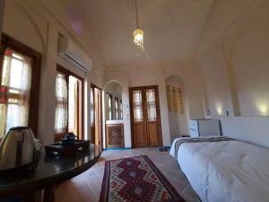 اقامتگاه سنتی اشکوب کاشان اقامتگاه سنتی اشکوب کاشان