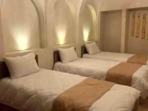 اقامتگاه سنتی اشکوب کاشان اقامتگاه سنتی اشکوب کاشان