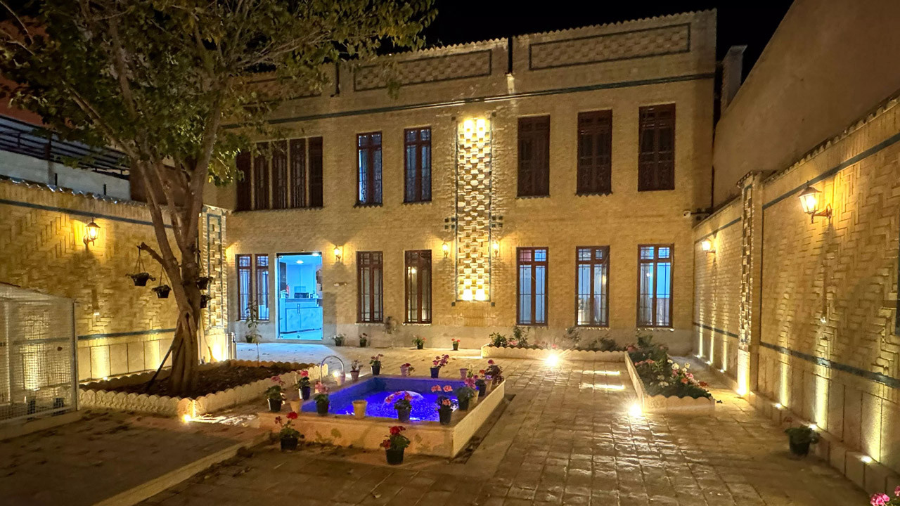 اقامتگاه سنتی سیمرغ شیراز