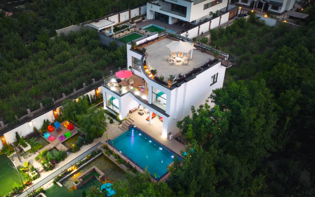 بوتیک ویلا تریپلکس استخردار آبسرد