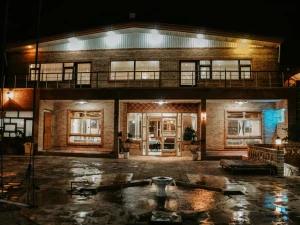 اقامتگاه سنتی ایلخانی امیر سلطانیه اقامتگاه سنتی ایلخانی امیر سلطانیه