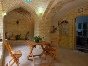 اقامتگاه سنتی ایلخانی امیر سلطانیه اقامتگاه سنتی ایلخانی امیر سلطانیه