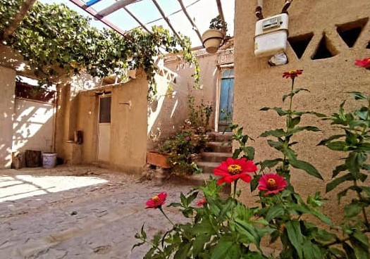 اقامتگاه بومگردی خانه امید 2 بیارجمند