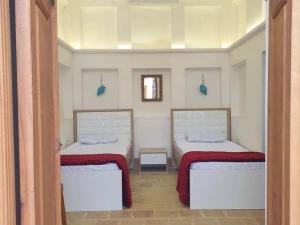 اقامتگاه بومگردی سرای چاووش یزد اقامتگاه بومگردی سرای چاووش یزد