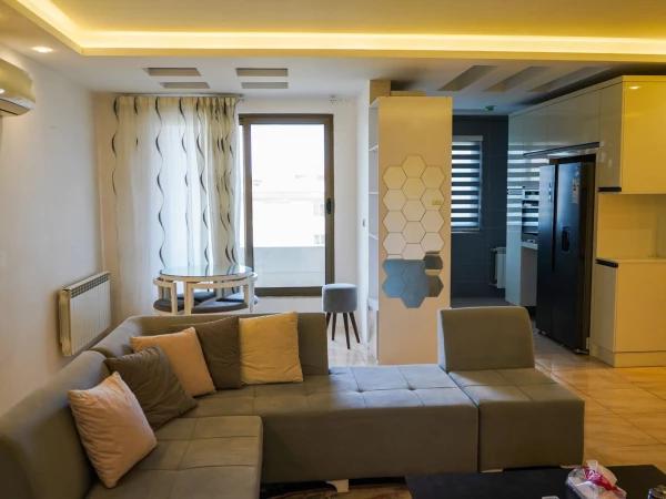 آپارتمان دو خوابه منجمی 8 لنگرود آپارتمان دو خوابه منجمی 8 لنگرود