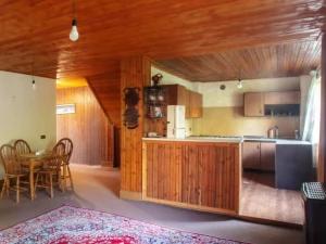 اقامتگاه بوم گردی لوتکا رشت اقامتگاه بوم گردی لوتکا رشت