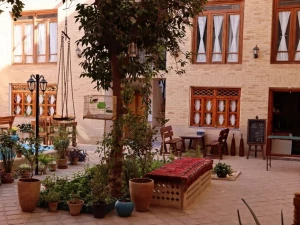 اقامتگاه سنتی عمارت سران شیراز