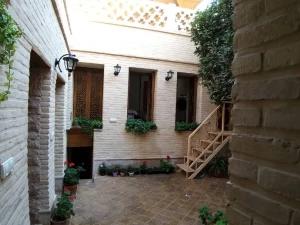 اقامتگاه بومگردی قصرالدشت شیراز اقامتگاه بومگردی قصرالدشت شیراز