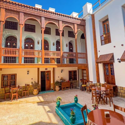 هتل سنتی حاج رئیس بندر بوشهر