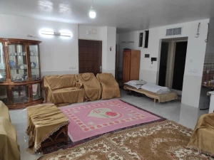 اجاره روزانه آپارتمان یک خوابه پوریا اصفهان