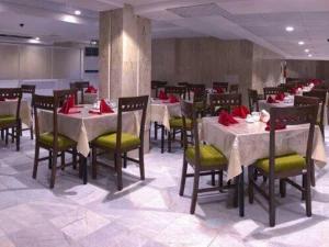 رستوران هتل کارن مشهد رستوران هتل کارن مشهد