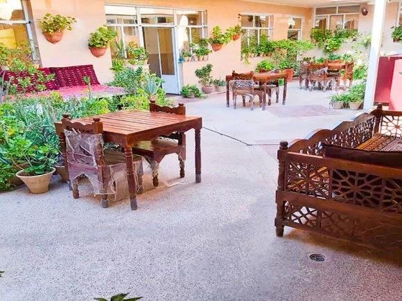 مهمانسرای دشتی شیراز مهمانسرای دشتی شیراز