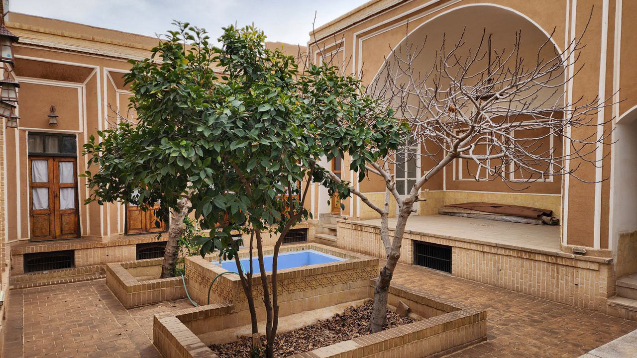 اقامتگاه بومگردی خاطره کویر یزد