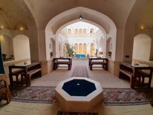 بوتیک هتل عمارت شاه نشین کاشان بوتیک هتل عمارت شاه نشین کاشان