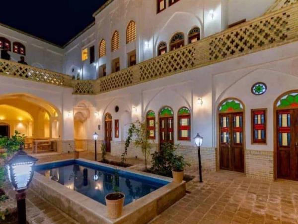 بوتیک هتل عمارت شاه نشین کاشان بوتیک هتل عمارت شاه نشین کاشان