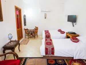 اقامتگاه سنتی سرای سه سوک کاشان اقامتگاه سنتی سرای سه سوک کاشان