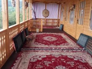 اقامتگاه بوم گردی گلناز رضوانشهر اقامتگاه بوم گردی گلناز رضوانشهر