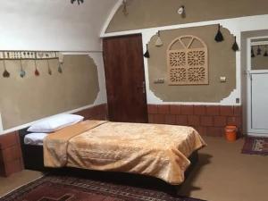 اقامتگاه بوم گردی بیراهه خور و بیابانک اقامتگاه بوم گردی بیراهه خور و بیابانک