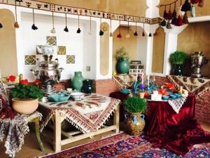 اقامتگاه بوم گردی بیراهه خور و بیابانک اقامتگاه بوم گردی بیراهه خور و بیابانک