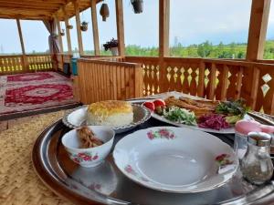 اقامتگاه بوم گردی گلناز رضوانشهر اقامتگاه بوم گردی گلناز رضوانشهر