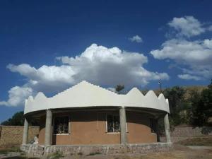 اقامتگاه بوم گردی گل سرخ زنجان اقامتگاه بوم گردی گل سرخ زنجان