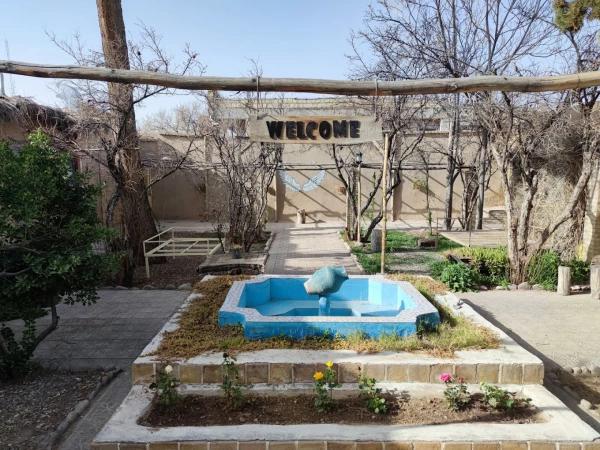 اقامتگاه بوم گردی منقل شهر بابک اقامتگاه بوم گردی منقل شهر بابک