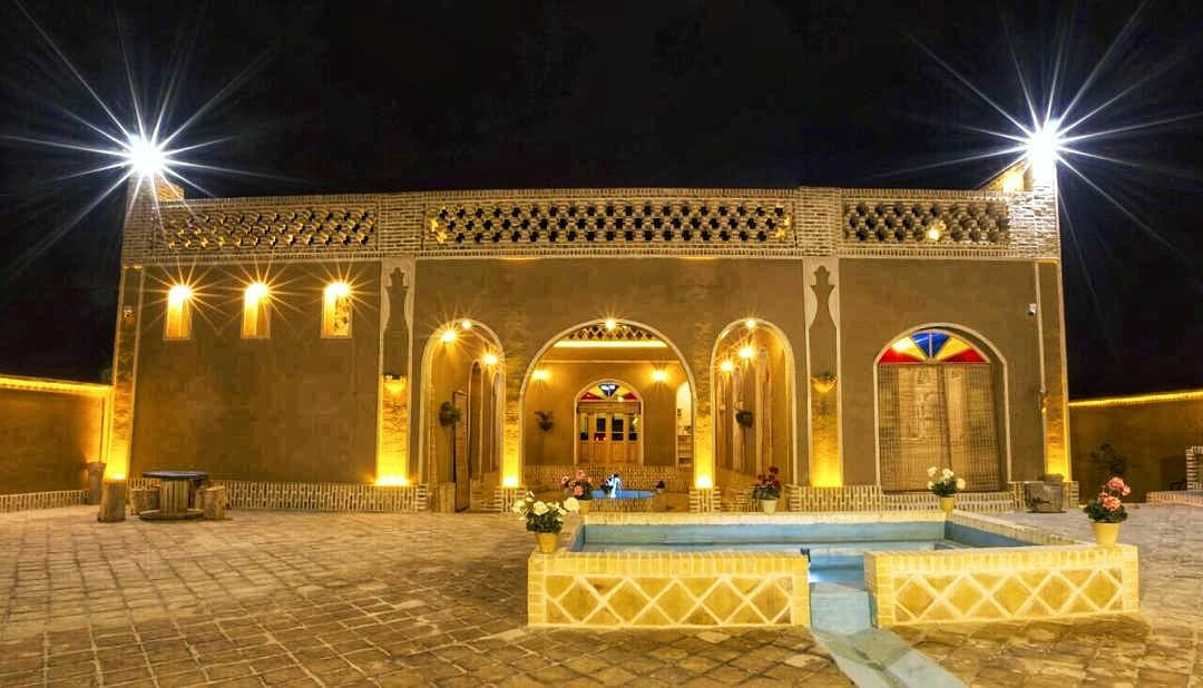 اقامتگاه بوم گردی بهشت هشتم فردوس