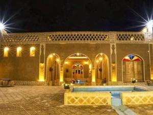 اقامتگاه بوم گردی بهشت هشتم فردوس اقامتگاه بوم گردی بهشت هشتم فردوس