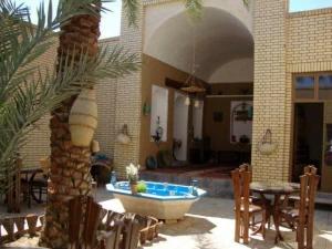 اقامتگاه بوم گردی قافله کویر خور و بیابانک اقامتگاه بوم گردی قافله کویر خور و بیابانک