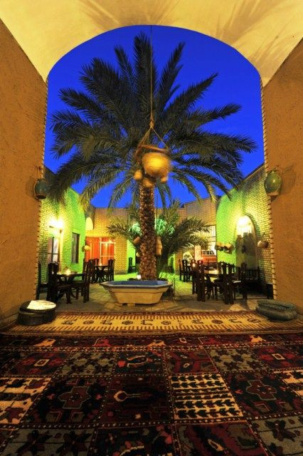 اقامتگاه بوم گردی قافله کویر خور و بیابانک