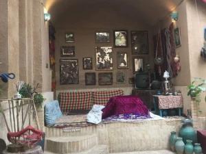 اقامتگاه بوم گردی عمارت هشت یزد اقامتگاه بوم گردی عمارت هشت یزد