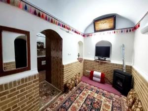 اقامتگاه بوم گردی قصر شیرین گرمسار اقامتگاه بوم گردی قصر شیرین گرمسار