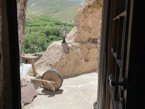 اقامتگاه بوم گردی سیروس رنجبر کندوان اسکو اقامتگاه بوم گردی سیروس رنجبر کندوان اسکو