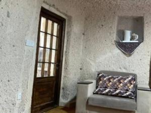 اقامتگاه بوم گردی سیروس رنجبر کندوان اسکو اقامتگاه بوم گردی سیروس رنجبر کندوان اسکو