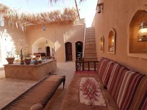 اقامتگاه بوم گردی رویای کویر سرخه اقامتگاه بوم گردی رویای کویر سرخه