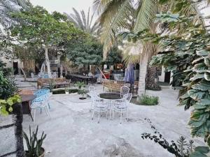 اقامتگاه بوم گردی باغ طاها کنارک اقامتگاه بوم گردی باغ طاها کنارک