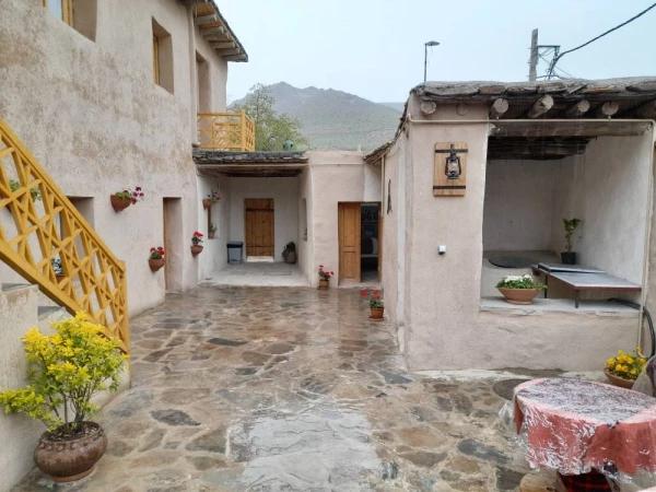 اقامتگاه بومگردی آله بوم قزوین اقامتگاه بومگردی آله بوم قزوین