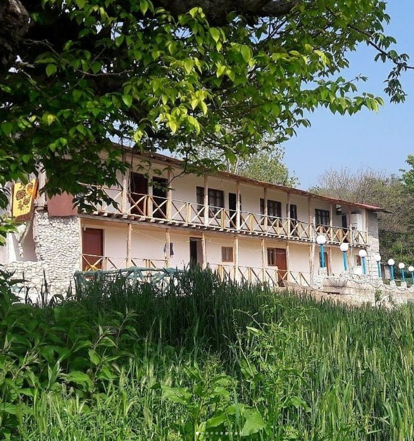 اقامتگاه بوم گردی الماس هزار جریب بهشهر