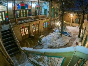 اقامتگاه بوم گردی شرفخانی همدان اقامتگاه بوم گردی شرفخانی همدان