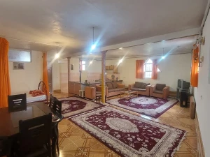 اقامتگاه بوم گردی باغ گلچهران بروجرد اقامتگاه بوم گردی باغ گلچهران بروجرد