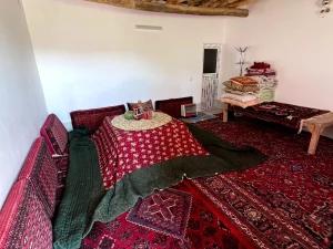 اقامتگاه بوم گردی نار و نی قم اقامتگاه بوم گردی نار و نی قم