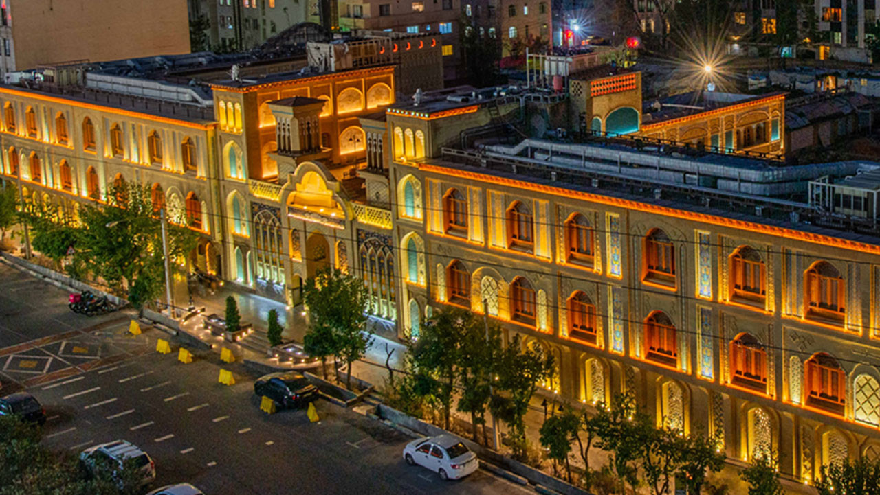 هتل کاروانسرای گران میراث رشیدیه