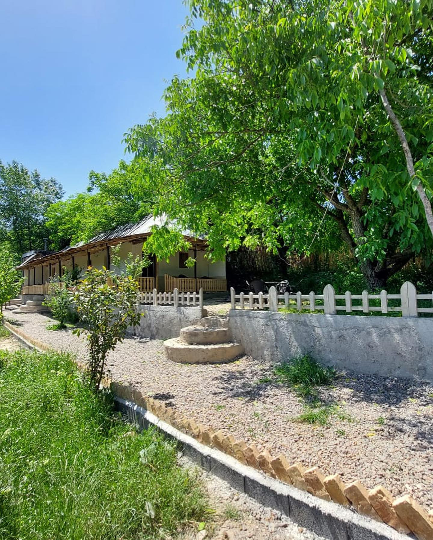 اقامتگاه بوم گردی عمو سامی بهشهر