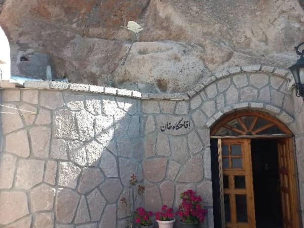 اقامتگاه بوم گردی خان کندوان اسکو اقامتگاه بوم گردی خان کندوان اسکو