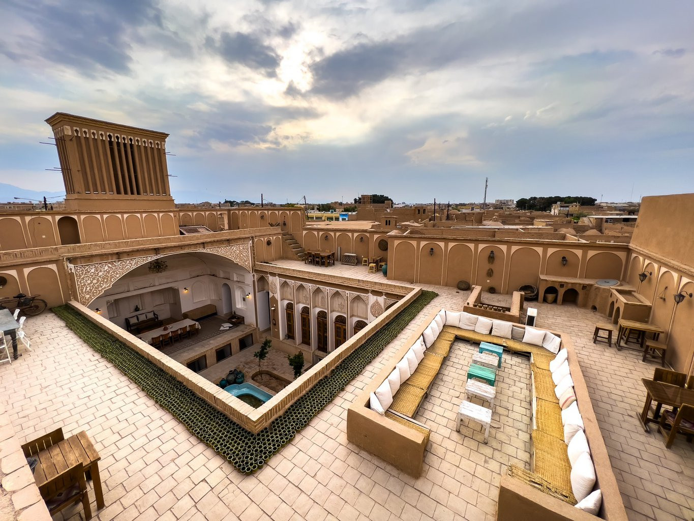 اقامتگاه سنتی خانه هنر یزد