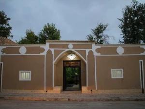 اقامتگاه بوم گردی آریابان مهریز اقامتگاه بوم گردی آریابان مهریز