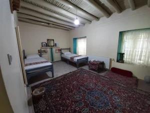 اقامتگاه بوم گردی گردو دماوند اقامتگاه بوم گردی گردو دماوند