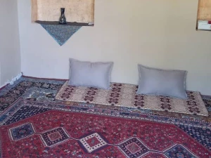 اقامتگاه بوم گردی آلاله سفید تالاب گندمان اقامتگاه بوم گردی آلاله سفید تالاب گندمان